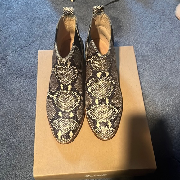Madewell Snake Print pull on bootie - Picture 1 of 2